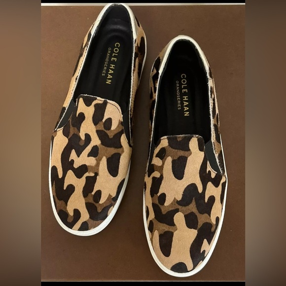 Cole Haan Women's W17775 - Grndpro Spctr2.0Slon Jaguar Haircalf-Gold size 6 - Picture 1 of 6